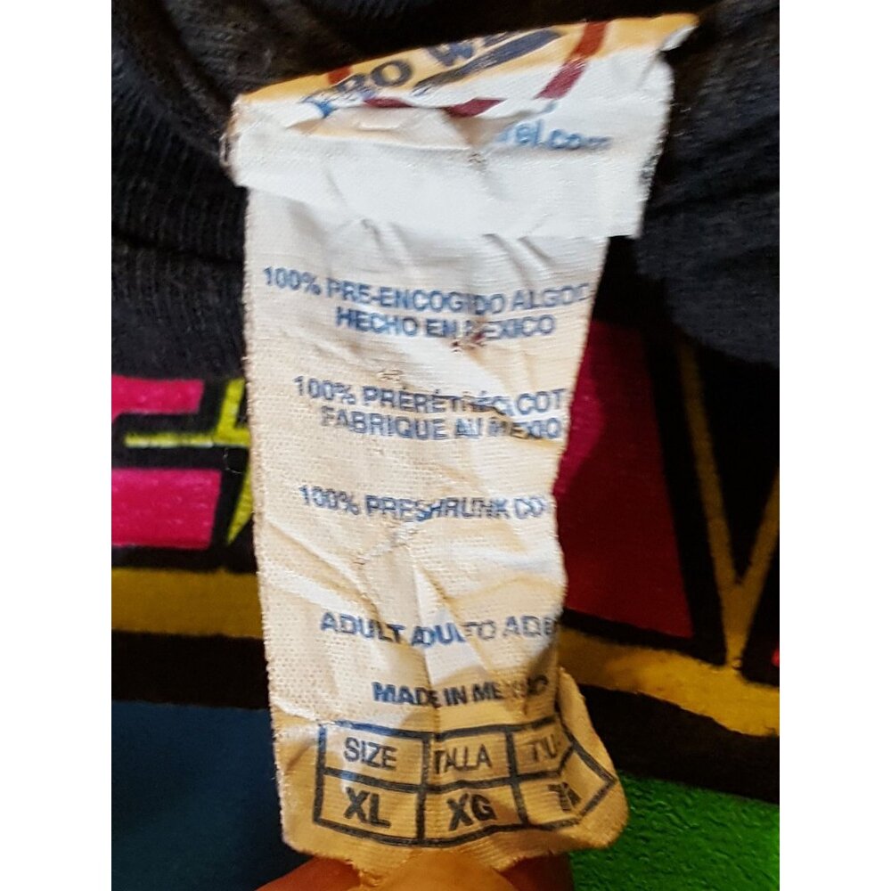 Vintage Family Guy Graphic Tshirt Size XL Black Short Sleeve - Picture 6 of 9